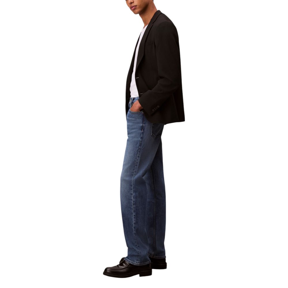 Jeans by Calvin Klein Jeans for men in stretch denim cotton blue & natural features a refined silhouette with a refined relaxed-fit & regular-fit, defined by a and a refined long for a refined finish.