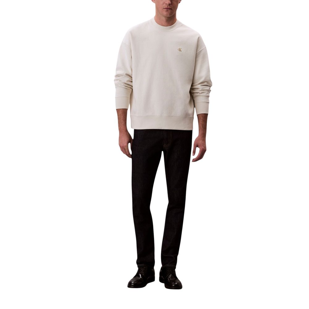Activewear Sweatshirt by Calvin Klein Jeans for men in polyester cotton terrycloth white presents a dynamic silhouette, featuring a dynamic crew neckline and detailed with functional .