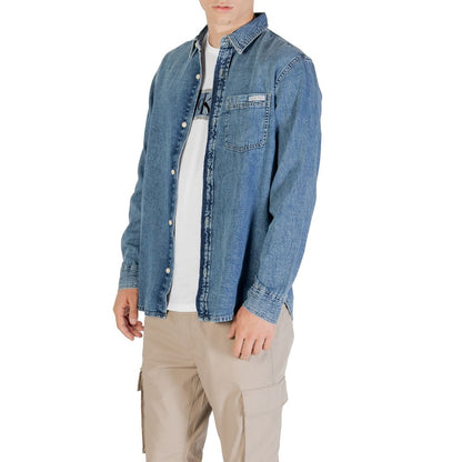 Shirt by Calvin Klein Jeans for men in denim cotton blue, featuring a nuanced and nuanced for a sophisticated finish.
