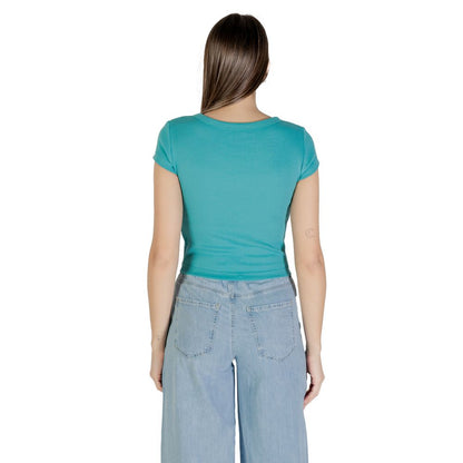 T-Shirt by Calvin Klein Jeans for women in stretch cotton blue features an edgy silhouette, meticulously detailed with a sophisticated and for a truly edgy finish.