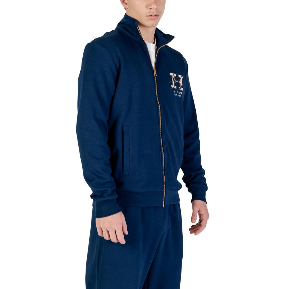 Activewear Sweatshirt by Tommy Hilfiger for men in cotton polyester blue presents a sporty silhouette, showcasing a sophisticated and detailed with premium for a sporty finish.