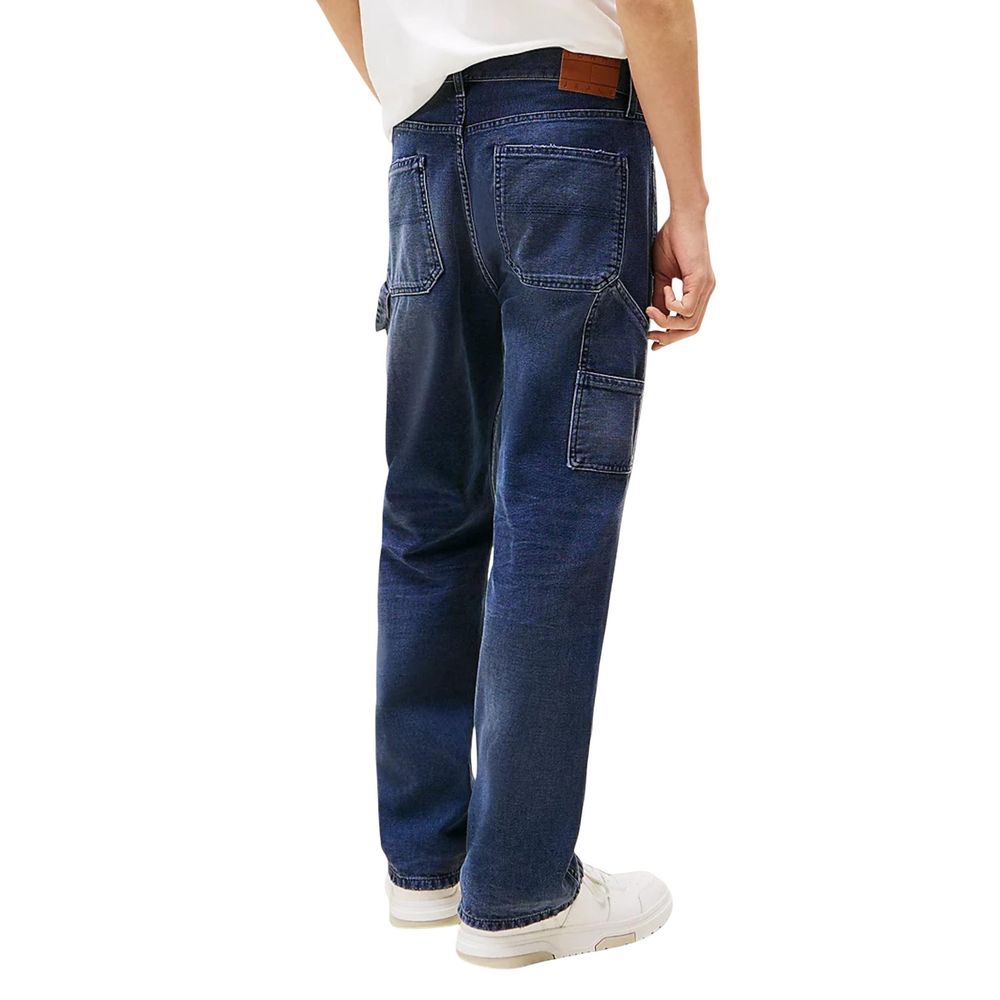 Jeans by Tommy Hilfiger Jeans for men in denim cotton blue features an sophisticated and straight-leg, relaxed-fit & regular-fit with a precise long, creating a sophisticated and sophisticated silhouette.