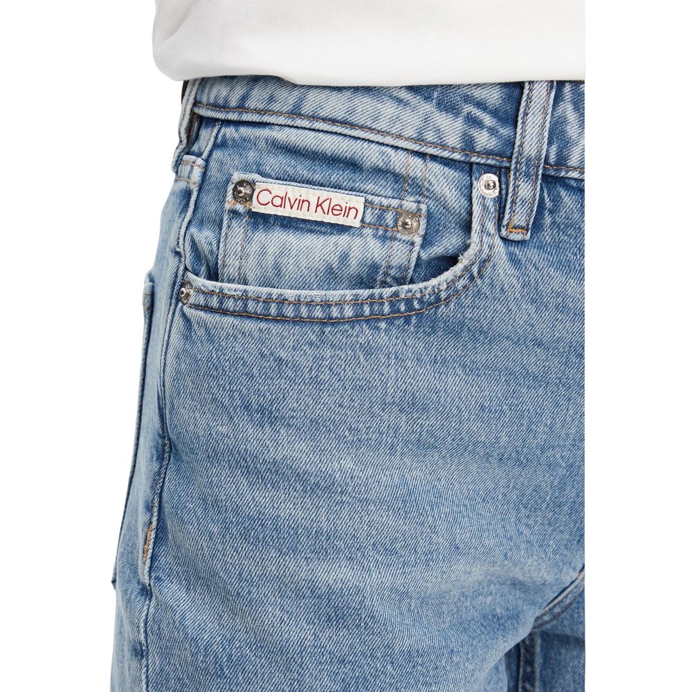 Jeans by Calvin Klein Jeans for women in stretch denim cotton blue features an sartorial straight-leg, regular-fit & mom and long with a high rise cut for a sartorial finish.