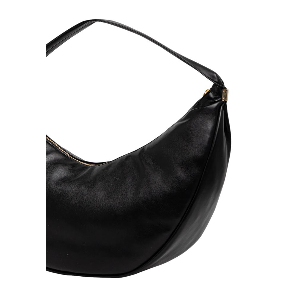 This Large Evening Hobo Handbag by Calvin Klein for women in polyethylene & polyurethane and black presents a sculptural silhouette featuring a secure zipper, ample , and versatile handle for a sculptural finish.