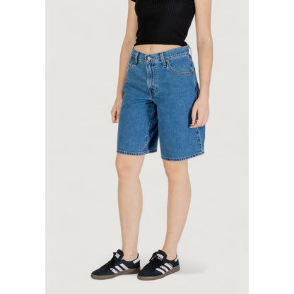 Short Trousers by Levi's for women in cotton blue, featuring a effortlessly chic relaxed-fit & wide and short with a effortlessly chic .