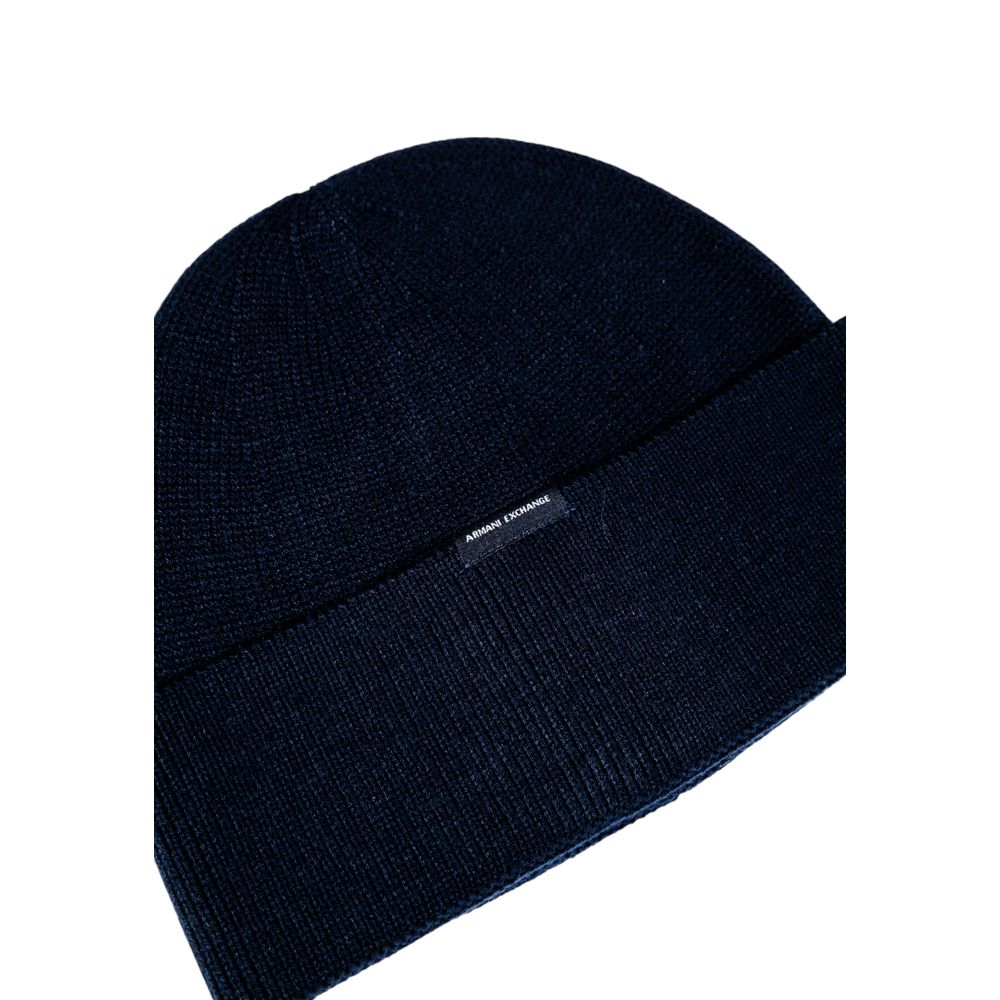 This Hat by Armani Exchange for men in cotton & marabou wool blue features a exquisite silhouette, artfully capturing the sophisticated design and premium aesthetic of the Cotton & Marabou Wool Hat.