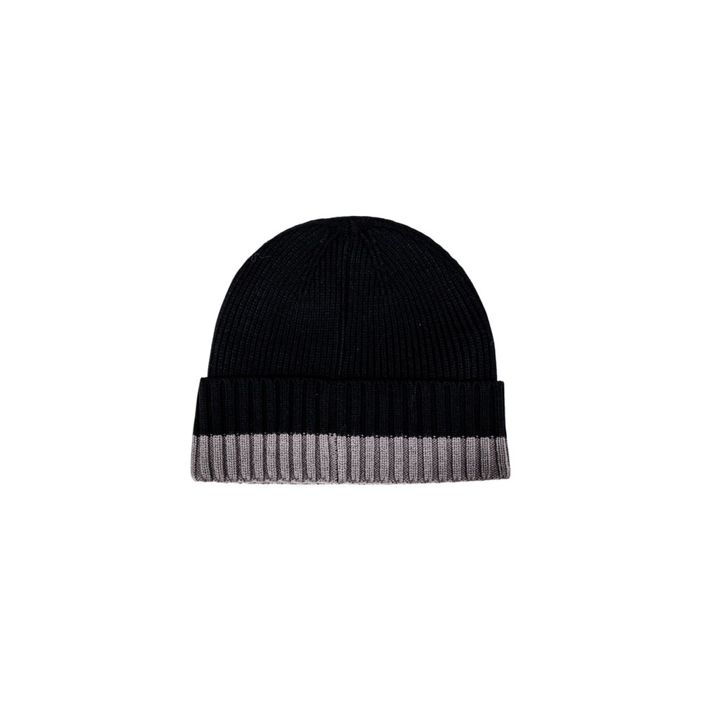 Hat by Armani Exchange for men in cotton & marabou wool features a ethereal silhouette, showcasing the ethereal design of this Cotton & Marabou Wool Hat for a sophisticated, premium look.
