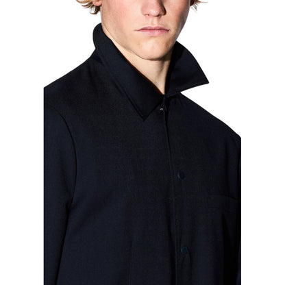 Blazer by Armani Exchange for men in polyester & viscose black showcases a discerning silhouette, elegantly detailed with a sophisticated and premium for a truly discerning finish.