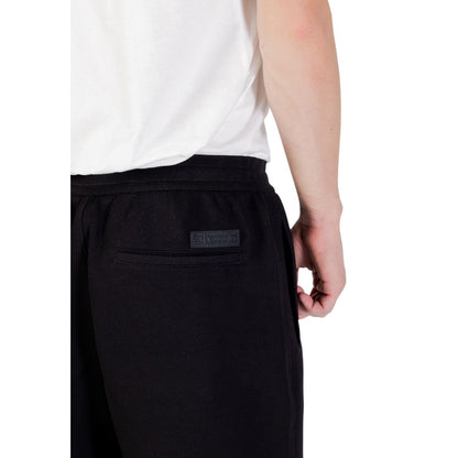 Activewear Jogger Pants by Armani Exchange for men in stretch polyester cotton black features an dynamic straight-leg with long, , and functional for an dynamic silhouette.