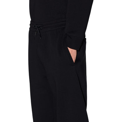 Activewear Jogger Pants by Armani Exchange for men in stretch polyester cotton features a contemporary silhouette with , a contemporary tapered-leg & straight-leg, long hem, and for a premium, high-performance aesthetic.