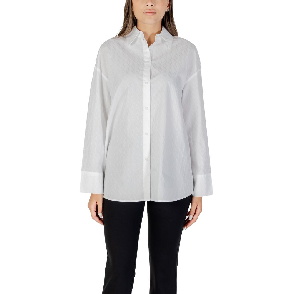Shirt by Armani Exchange for women in cotton white, featuring a nuanced long-sleeve and nuanced for a sophisticated finish.