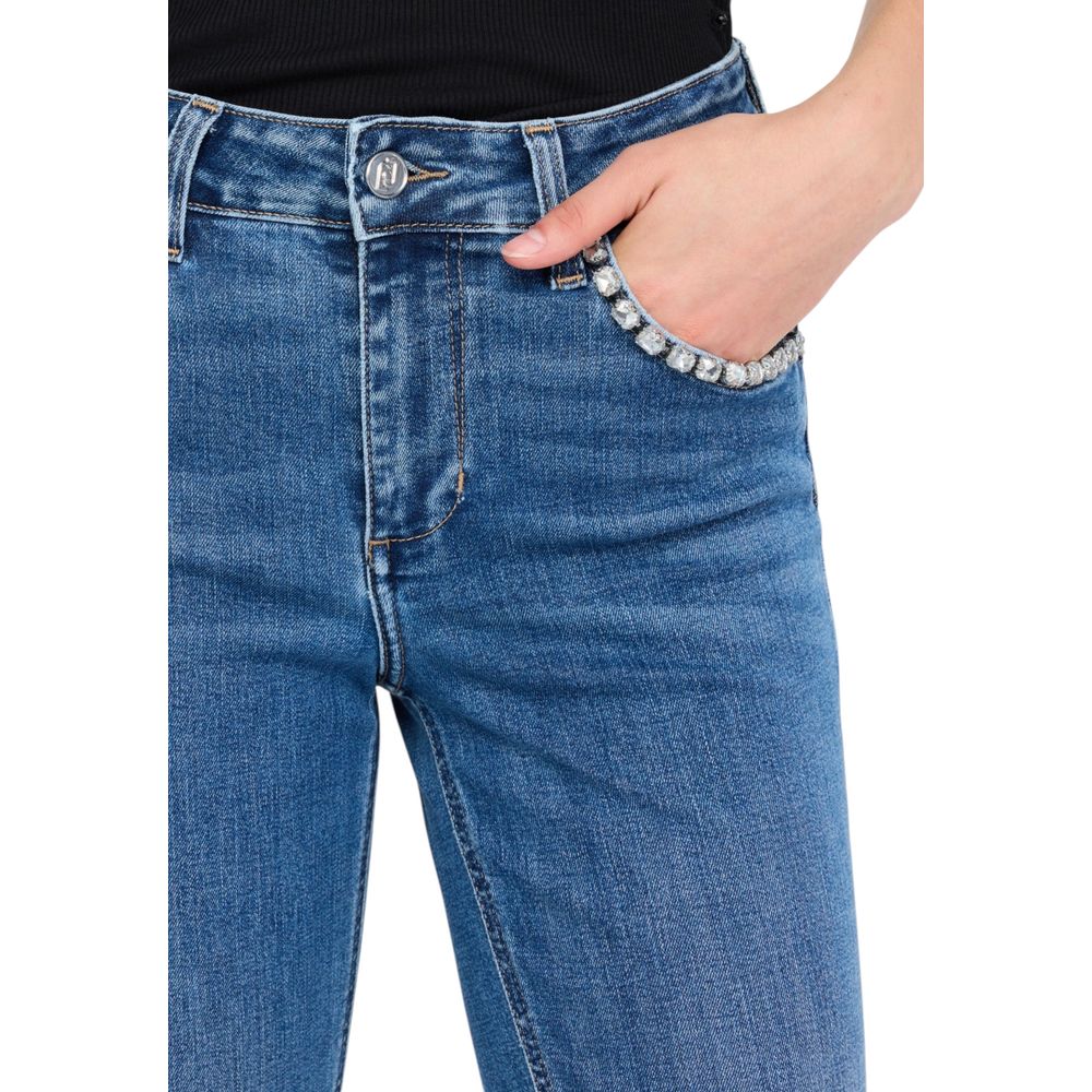 Jeans by Liu Jo for women in stretch denim cotton blue features a refined silhouette with a refined flared & bootcut, defined by a high rise and a refined long for a refined finish.