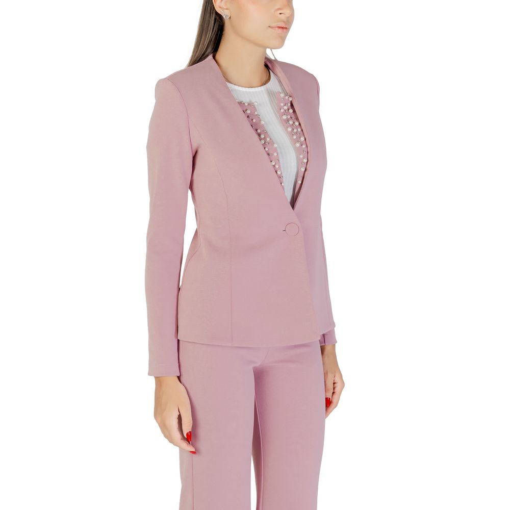 Blazer by Rinascimento for women in stretch polyester multicolor features an crisp silhouette with sophisticated and a crisp for a truly crisp finish.