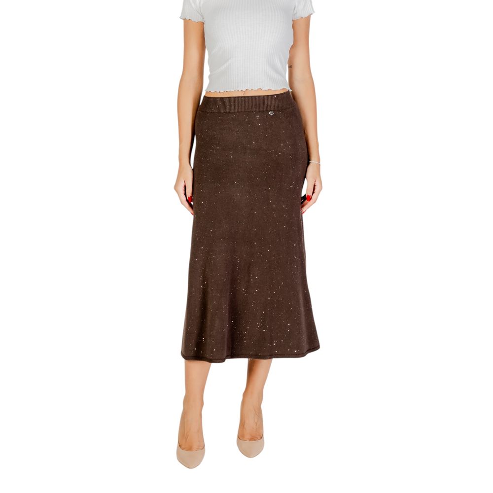 Skirt by Liu Jo for women in poly viscose brown features a sublime silhouette, showcasing the sublime design of the Women's Long Poly Viscose Skirt in a sophisticated long.