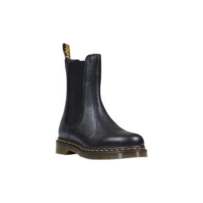 Ankle Chelsea Boots by Dr. Martens for women in leather black features an performance-driven Women's Leather Ankle Chelsea Boots silhouette, defined by a sophisticated and a performance-driven .