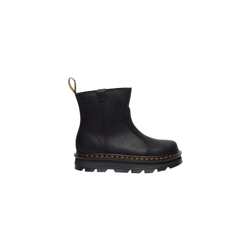 Ankle Boots by Dr. Martens for women in leather black features an high-performance silhouette, showcasing the sophisticated design of the Women's Leather Ankle Boots with a and a refined .