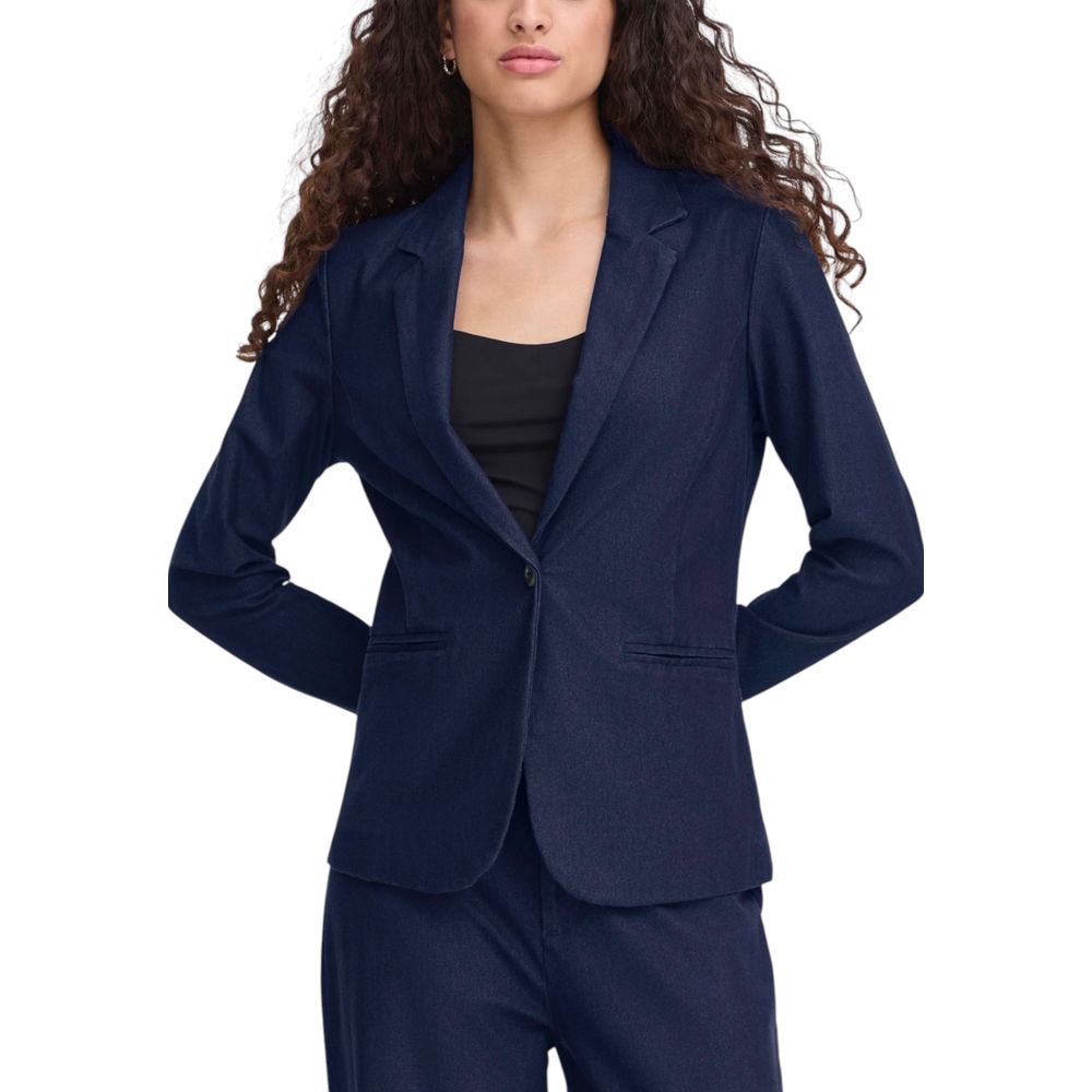 Blazer by ICHI for women in stretch denim cotton blue features an sartorial silhouette, showcasing a sophisticated lapel neckline and sartorial for a truly sartorial finish.