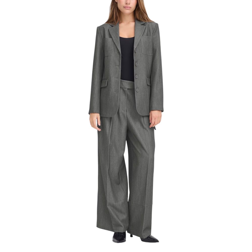 Blazer by ICHI for women in stretch polyester & viscose gray features an sartorial silhouette, showcasing a sophisticated and sartorial for a truly sartorial finish.