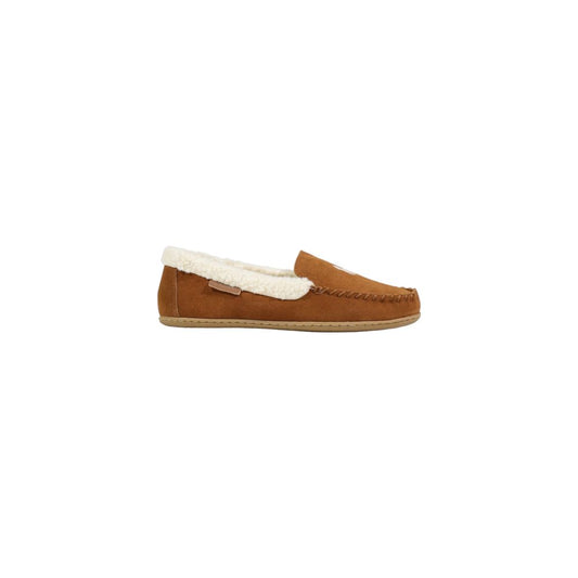 Moccasin Slippers by Ralph Lauren for women in suede leather & faux fur brown presents a something went wrong. try again. silhouette, perfectly capturing the something went wrong. try again. essence of Women's Suede Leather & Faux Fur Moccasin Slippers with its signature and .