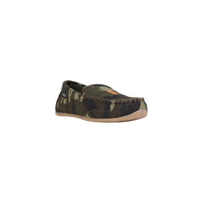 Moccasin Slippers by Ralph Lauren for men in textile green & camouflage features an effortlessly elegant silhouette, showcasing the Men's Textile Moccasin Slippers design with an effortlessly elegant and a for a effortlessly elegant look.
