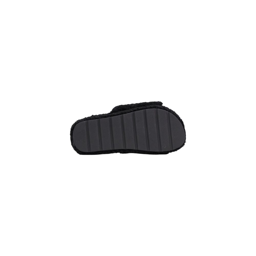 Platform Slippers by Ralph Lauren for women in plush black presents a effortless silhouette, showcasing the elegant Women's Plush Platform Slippers design with its unique platform and sophisticated .