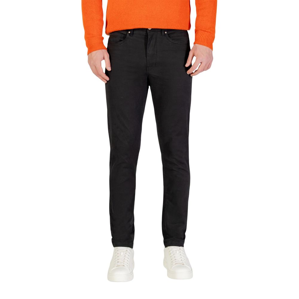 Trousers by Borghese for men in stretch cotton gray features an sartorial silhouette, showcasing a precise skinny & regular-fit and long with a sartorial for a refined look.