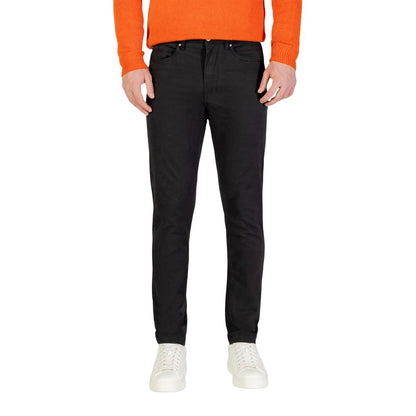 Trousers by Borghese for men in stretch cotton gray features an sartorial silhouette, showcasing a precise skinny & regular-fit and long with a sartorial for a refined look.