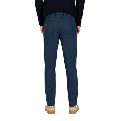 Trousers by Borghese for men in stretch cotton blue features an on trend silhouette, showcasing a sophisticated skinny & regular-fit with a long and for an on trend finish.