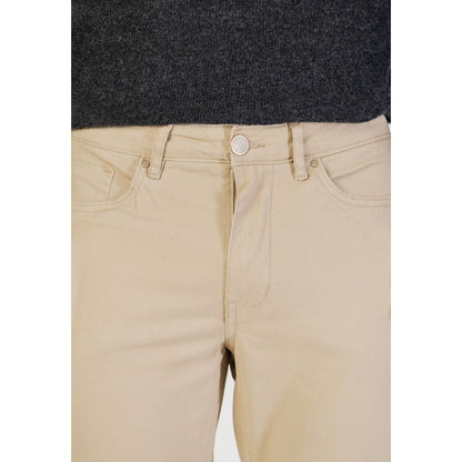 Trousers by Borghese for men in stretch cotton beige features a sculptural silhouette, showcasing a sculptural skinny & regular-fit and long with a sophisticated for a sculptural finish.