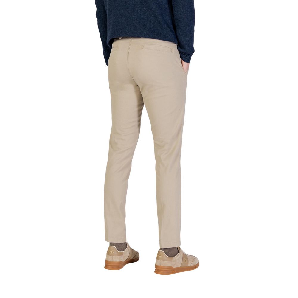 Trousers by Borghese for men in stretch cotton beige features a artisanal silhouette, showcasing a sophisticated skinny & regular-fit with a long and for a artisanal finish.