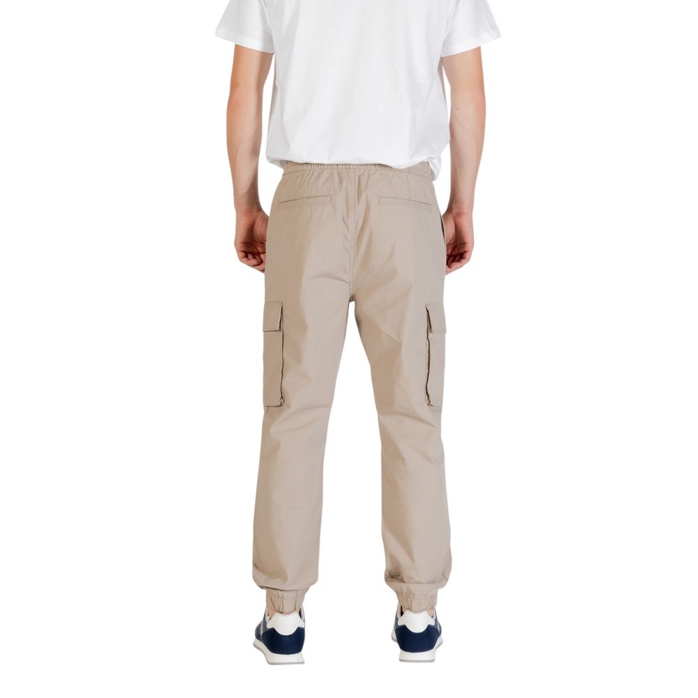 Cargo Pants by Calvin Klein Jeans for men in stretch polyester cotton brown features a architectural regular-fit with a architectural long and architectural .