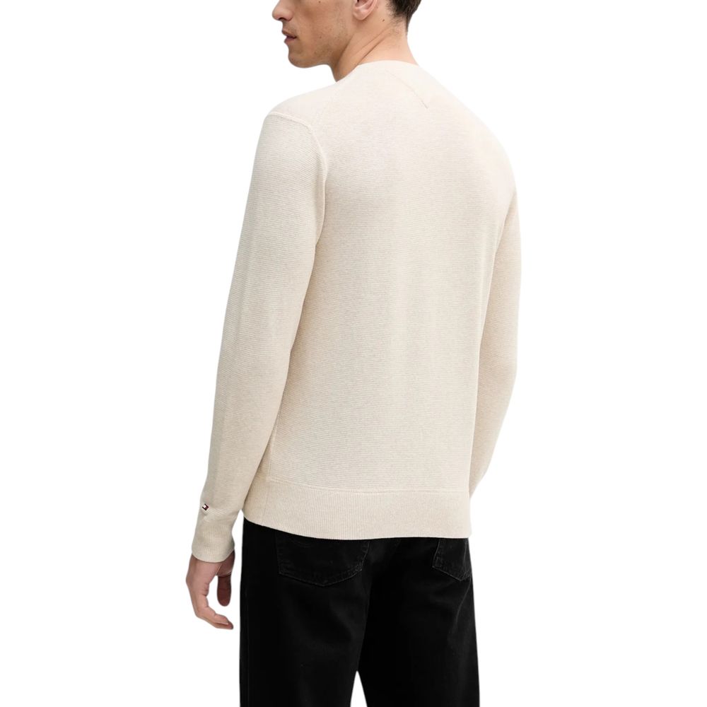 Activewear Sweatshirt by Tommy Hilfiger for men in organic cotton beige features an streamlined silhouette, showcasing the streamlined crew neckline and with functional for a premium, athletic look.