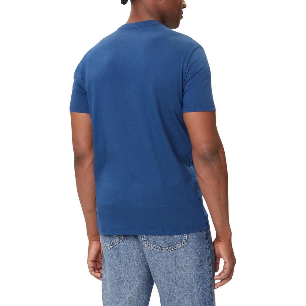 T-Shirt by Calvin Klein Jeans for men in cotton blue features a plush silhouette, showcasing a sophisticated crew neckline and for a truly plush finish.