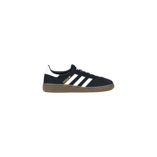 Sneakers by Adidas Originals for women in suede leather & rubber black presents a sumptuous silhouette as Women's Low-Top Casual Suede Leather & Rubber Sneakers, expertly defined by a sumptuous low-top casual style for a sumptuous, high-fashion look.