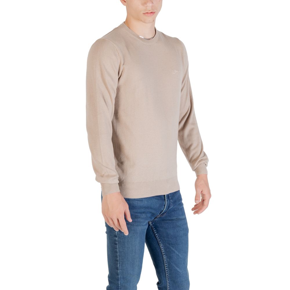 Sweatshirt by Guess for men in silk wool beige presents a smart casual silhouette, featuring a smart casual crew neckline and for a sophisticated look.