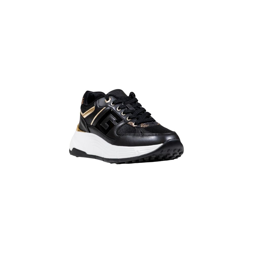 Sneakers by Guess for women in polyester polyurethan & polyethylene black presents a sumptuous silhouette from the Women's Lightweight Casual Polyester Polyurethan & Polyethylene Sneakers collection, showcasing a sumptuous casual style for an elevated aesthetic.
