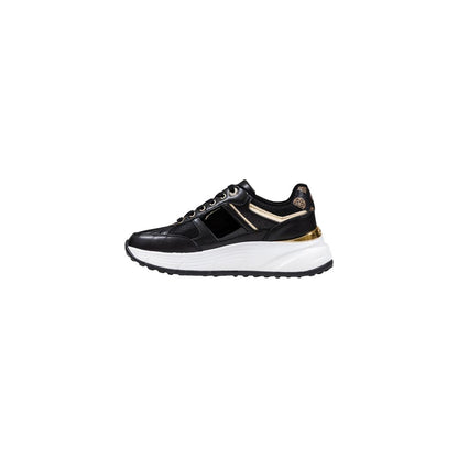 Sneakers by Guess for women in polyester polyurethan & polyethylene black features an sumptuous design from the Women's Lightweight Casual Polyester Polyurethan & Polyethylene Sneakers collection, highlighting a sumptuous casual style for a premium, high-fashion look.