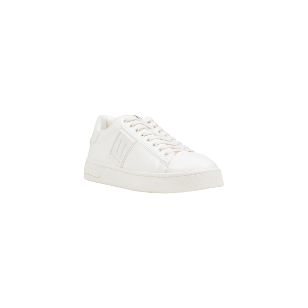 Sneakers by Armani Exchange for men in polyester white presents a sumptuous silhouette as Men's Lightweight Low-Top Casual Polyester Sneakers, expertly defined by a sumptuous low-top casual style for a sumptuous, high-fashion look.