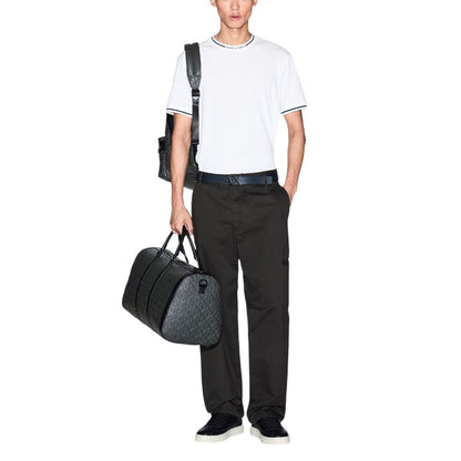 T-Shirt by Armani Exchange for men in cotton white features an on trend silhouette, perfectly showcasing a on trend and crew neckline for an elevated aesthetic.