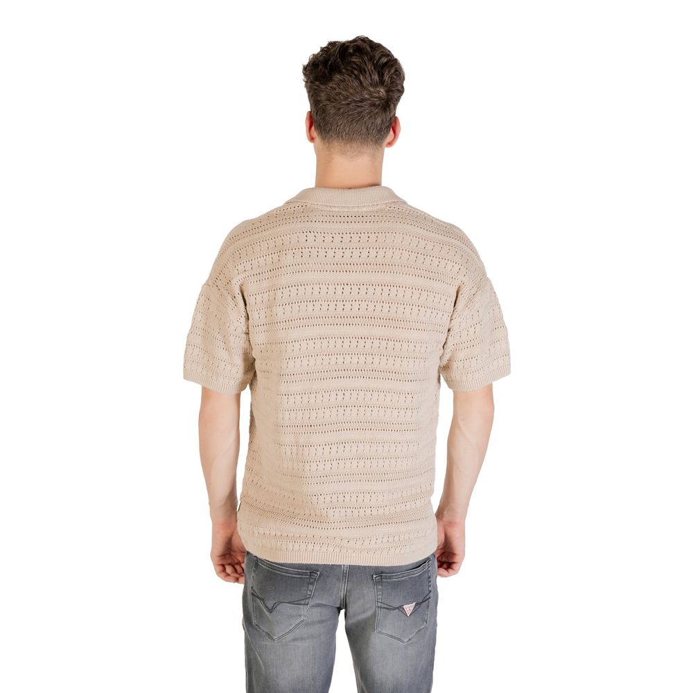 Shirt by Only & Sons for men in cotton beige showcases a sublime silhouette, artfully detailed with a sublime v-neck neckline and for a sophisticated, sublime finish.