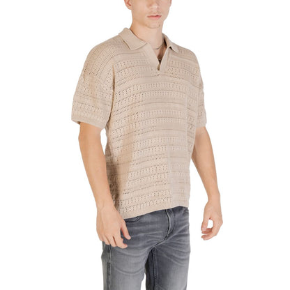 Shirt by Only & Sons for men in cotton beige showcases a sharp silhouette, elegantly detailed with a sharp v-neck neckline and sharp .