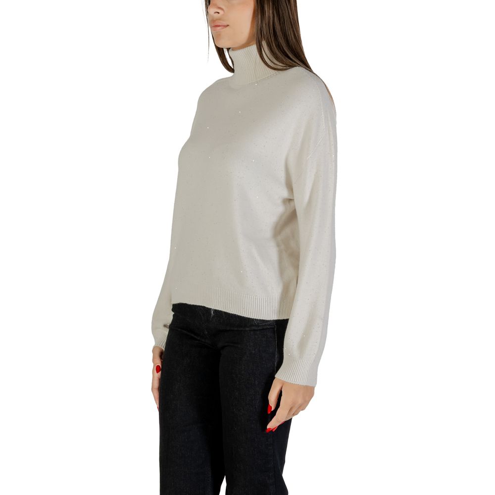 Sweatshirt by Liu Jo for women in polyamide polester viscose white presents a smart casual silhouette, featuring a smart casual high-neck neckline and for a sophisticated look.