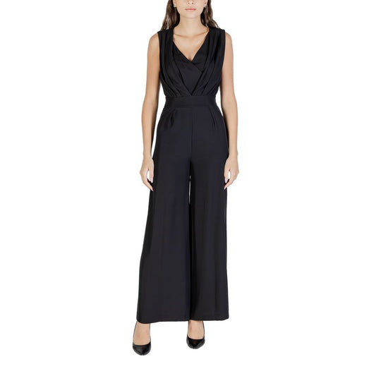 One-Piece by Rinascimento for women in stretch polyester black features a alluring silhouette, artfully detailed with a alluring and sleeveless for a truly alluring finish.