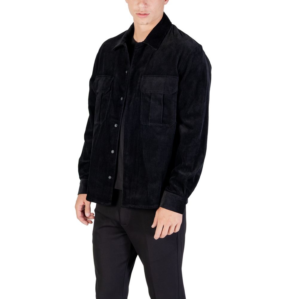 Shirt by Antony Morato for men in cotton corduroy black features an architectural silhouette with a refined and elegant for a architectural look.