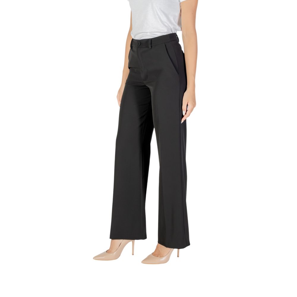 Trousers by Rinascimento for women in stretch polyester black features an on trend silhouette, showcasing a sophisticated straight-leg & wide with a long and for an on trend finish.