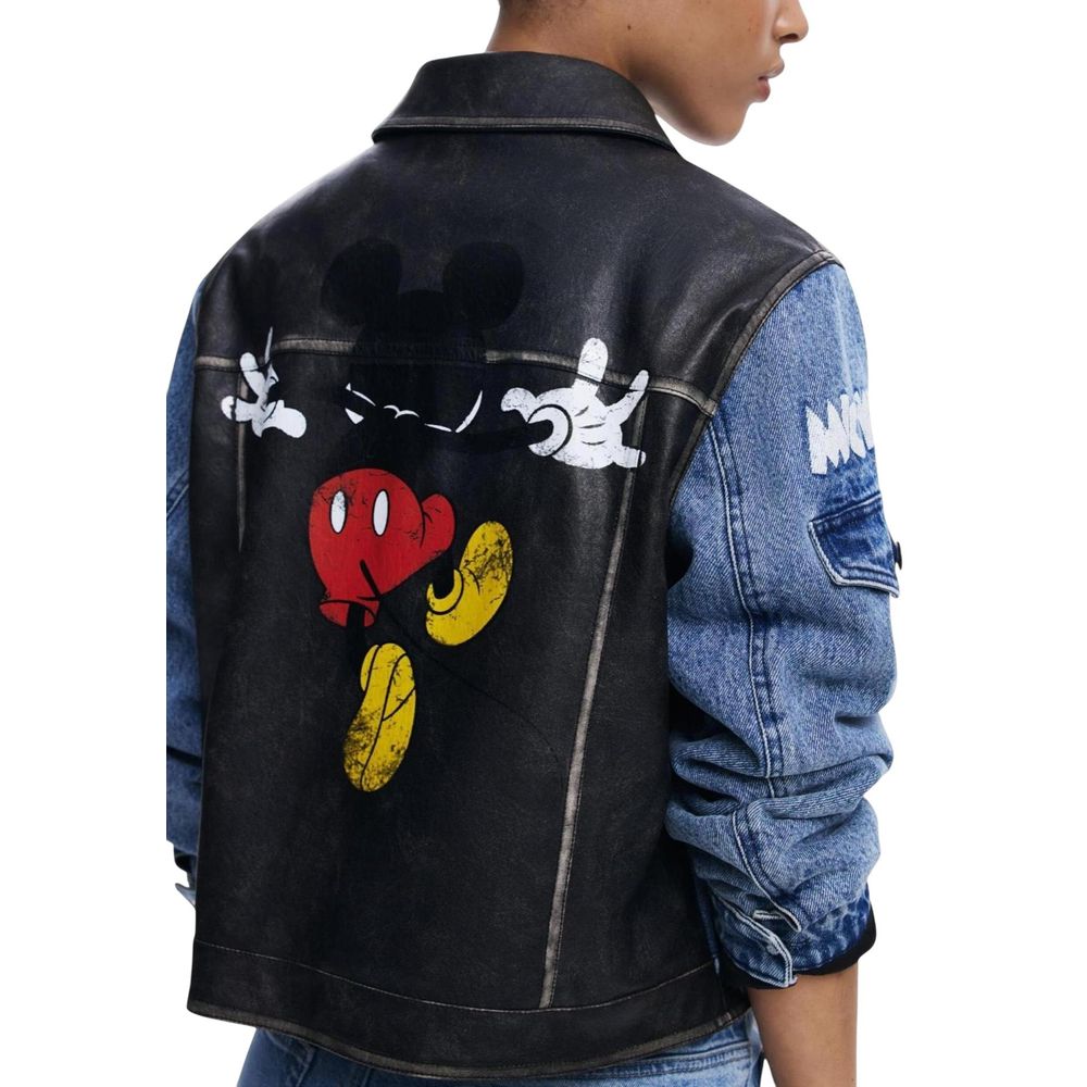This Jacket by Desigual for women in stretch denim cotton & faux leather blue showcases a magnificent silhouette, meticulously crafted with a distinctive and functional pockets for a magnificent finish.