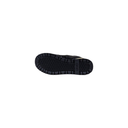 Sneakers by Liu Jo for women in leather black presents a sumptuous silhouette, artfully capturing the essence of the Women's Casual Leather Sneakers with its sumptuous casual style design.