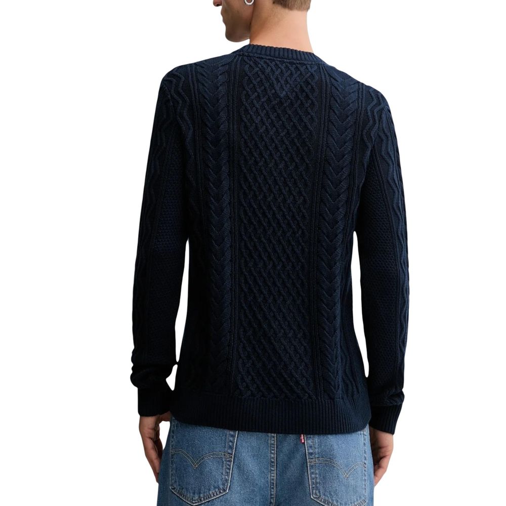 Sweatshirt by Tommy Hilfiger Jeans for men in cotton blue showcases a slouchy chic silhouette, artfully detailed with a slouchy chic crew neckline and for a slouchy chic finish.