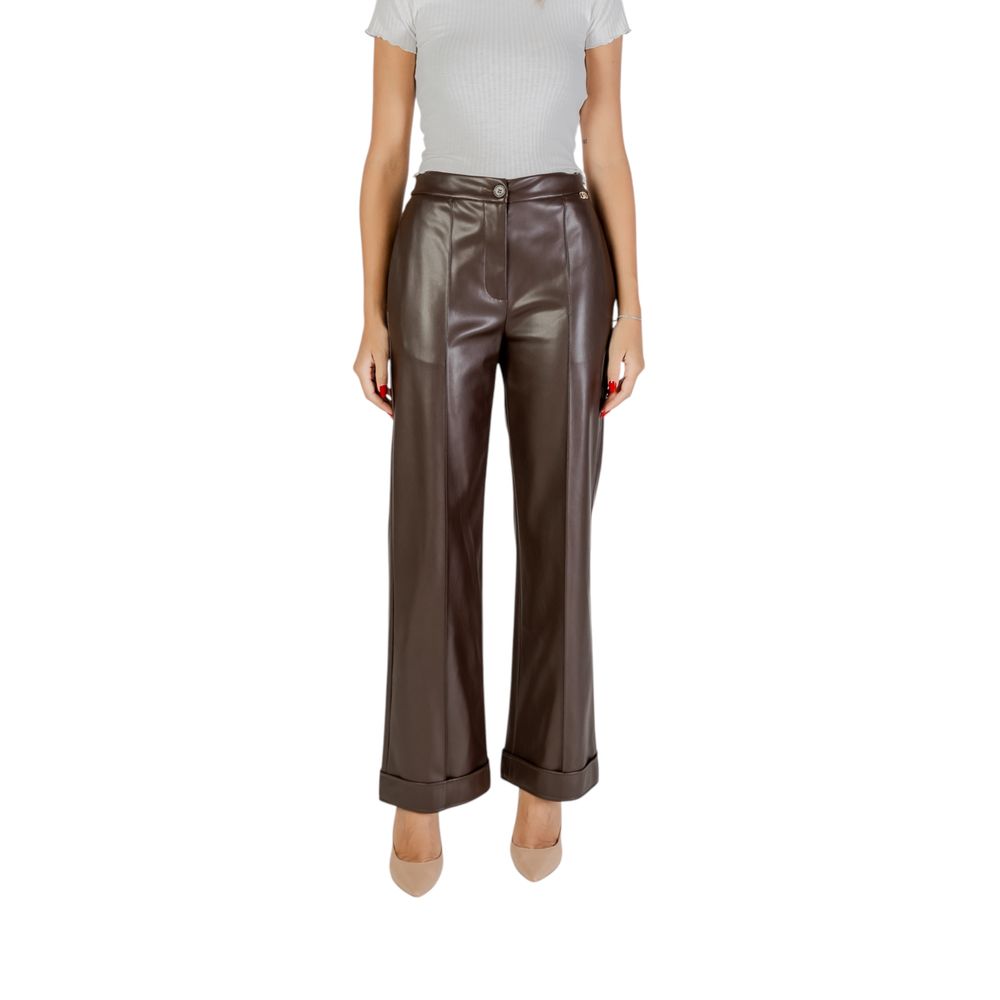 Trousers by Liu Jo for women in polyester brown features a tailored silhouette with a tailored wide, defined by its long and a sophisticated high rise.