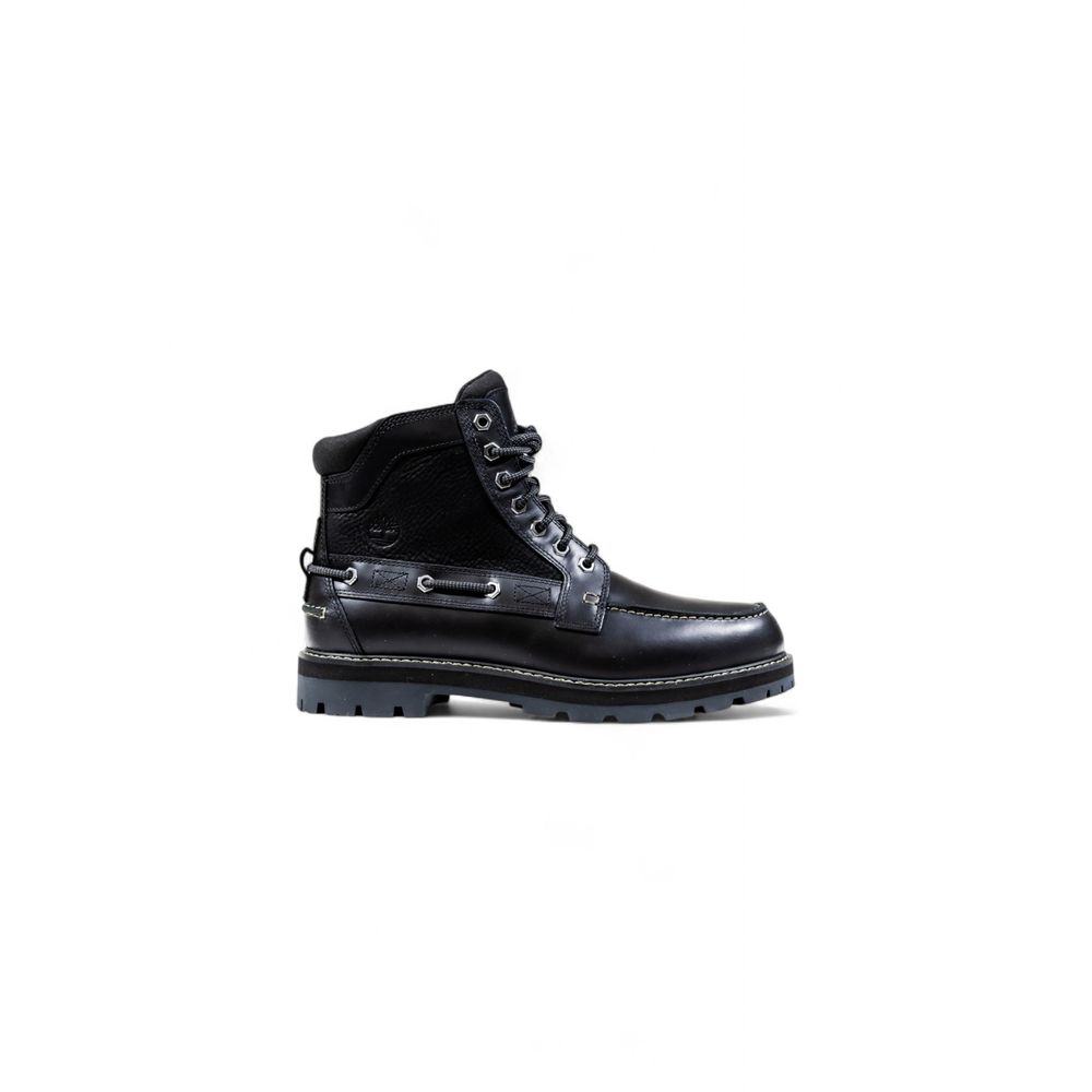 Lace-Up Ankle Winter Boots by Timberland for men in leather & metal black features an aerodynamic silhouette from the Men's Leather & Metal Lace-Up Ankle Winter Boots collection, showcasing a aerodynamic and refined for an aerodynamic look.